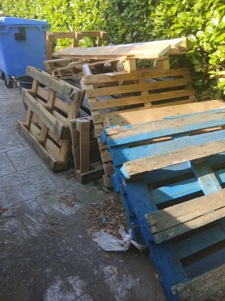 Palets de madera para transporte o construcción
