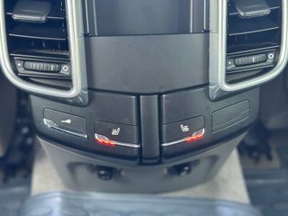 Porsche Cayenne 2011