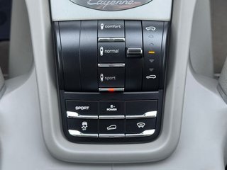 Porsche Cayenne 2011