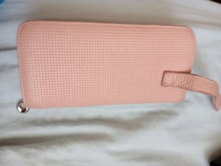 Cartera de mano rosa