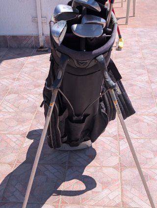 Sacca da golf Callaway con mazze