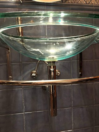 Lavabo de cristal templado suspendido