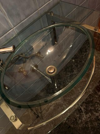 Lavabo de cristal templado suspendido