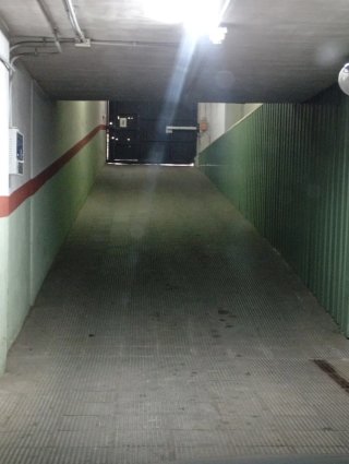 Alquila plaza de garaje amplia.SOLO JULIO Y AGOSTO