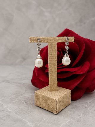 Pendientes de Oro de 18 Quilates 1 Ley.MAD-TRA667