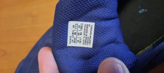 Scarpe indoor Asics blu e bianche