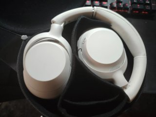 Auriculares Sony ULT Power Sound Blancos