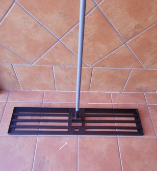 Nivelador Césped Profesional 114x25cm + Mango 213c