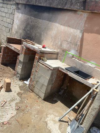 Barbacoa  y paellero de obra