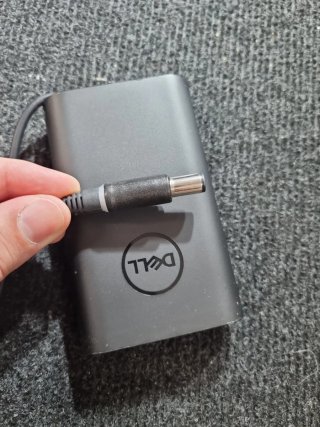 Cargador Portátil Dell 65W HA65NM130
