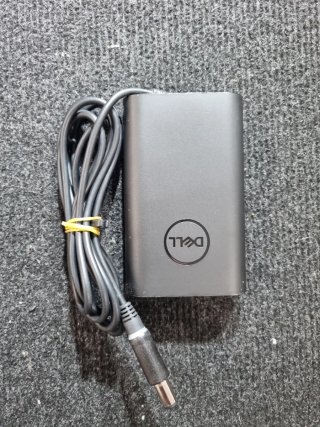 Cargador Portátil Dell 65W HA65NM130