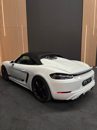 Porsche Boxster 718 Spyder