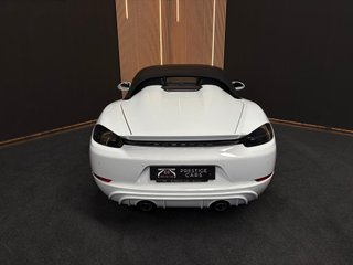 Porsche Boxster 718 Spyder