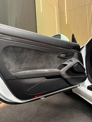 Porsche Boxster 718 Spyder