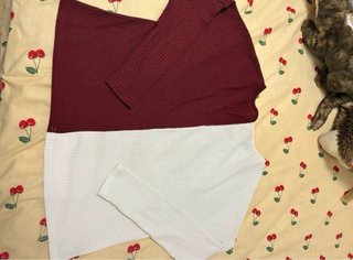 Camiseta manga larga roja y blanca