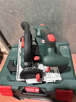 Sierra Circular Metabo a Batería