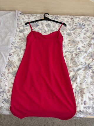 Vestido midi rosa fucsia