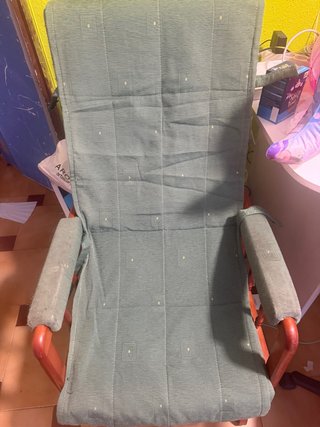 Sillon de madera y tela