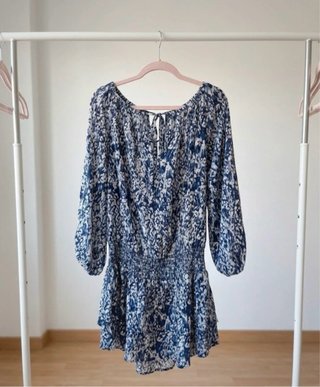 Vestido estampado azul y blanco Stradivarius