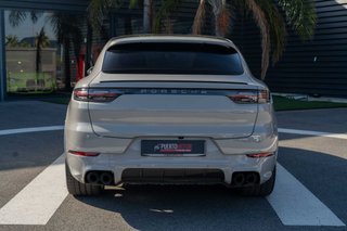PORSCHE CAYENNE COUPE E-HYBRID 462 CV