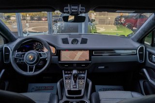 PORSCHE CAYENNE COUPE E-HYBRID 462 CV