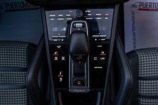 PORSCHE CAYENNE COUPE E-HYBRID 462 CV