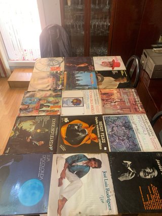 126 Vinilos Variados