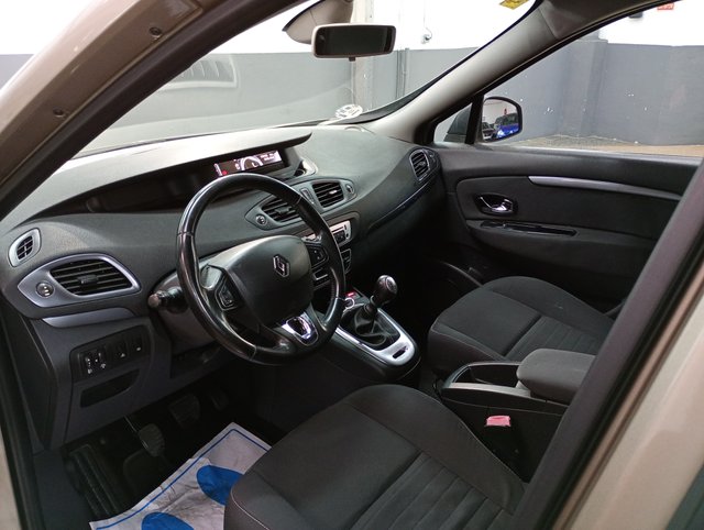 Renault Scenic Limited dCi 110 cv