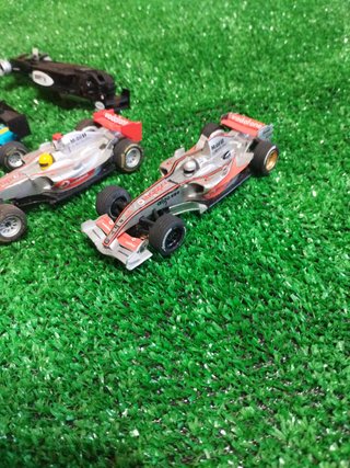Coches carrera go y Scalextric compact F1