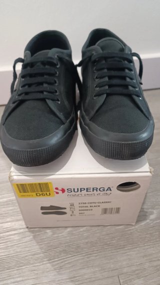Superga Negras Talla 40