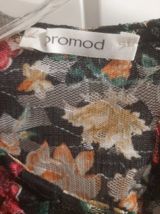 Blusa Promod floral manga larga