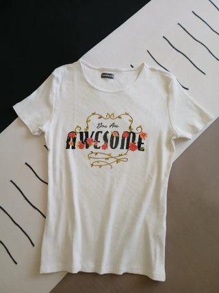 Conjunto mujer pantalón Zara y camiseta