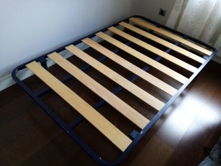 COLCHÓN DE LÁTEX 1,20 X 1,90 CM.+SOMIER+ROPA CAMA