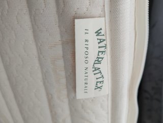 COLCHÓN DE LÁTEX 1,20 X 1,90 CM.+SOMIER+ROPA CAMA