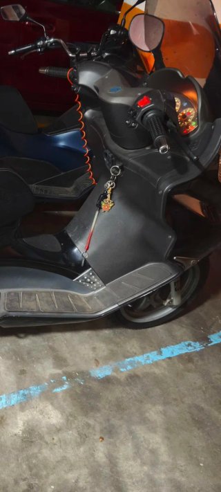 Piaggio X8 125cc Scooter Negro/