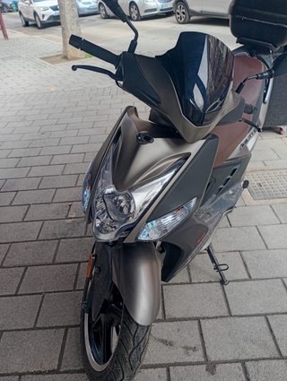 Kymco Agility City 125 - 381 km - Baúl