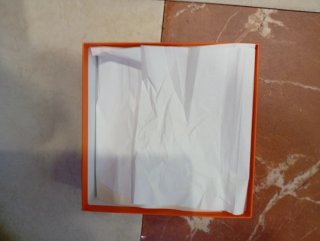 Caja Hermes pequeña para guardar cinturón