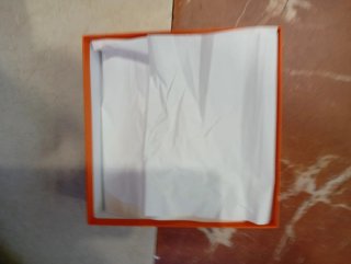 Caja Hermes pequeña para guardar cinturón