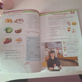 Cuaderno de inglés 2 ESO Right on Workbook