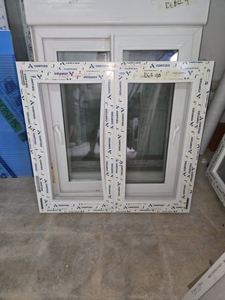 Ventana PVC 2 hojas REF 10