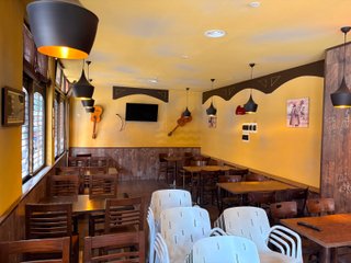 R-7940402 Traspaso Bar Restaurante en Marianao