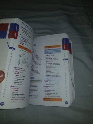 First Time Ingles: Diccionario bilingue Espanol...