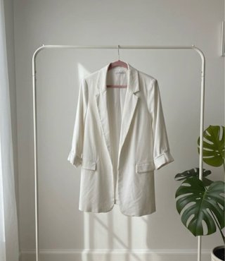 Americana blanca elegante