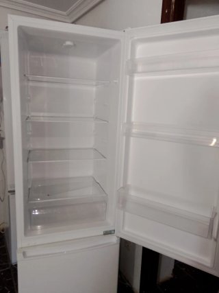 Frigorífico Combi OK OFK 651 E W 180cm