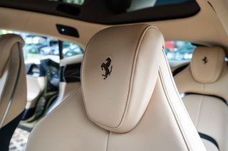 Ferrari Purosangue 6.5 V12 4WD