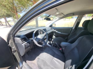 Toyota Corolla 2004