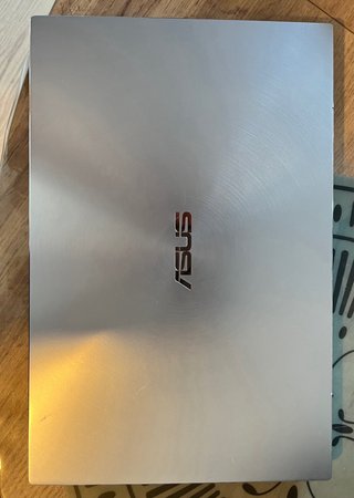 ASUS ZenBook 14 in Alluminio Ultraleggero