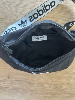 Riñonera Adidas Negra Original