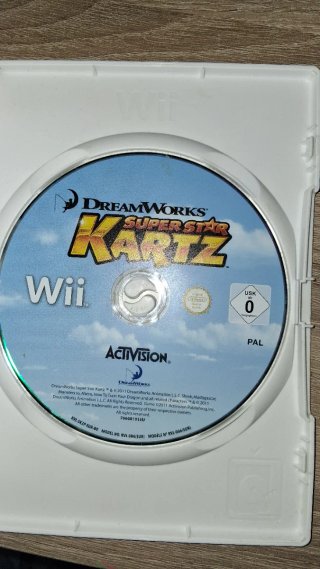 Dreamworks Super Star Kartz Wii