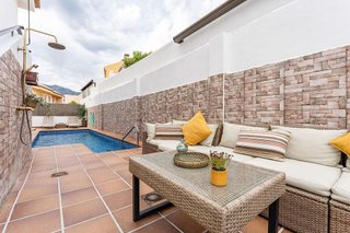 Chalet en alquiler en Los Pacos en Fuengirola